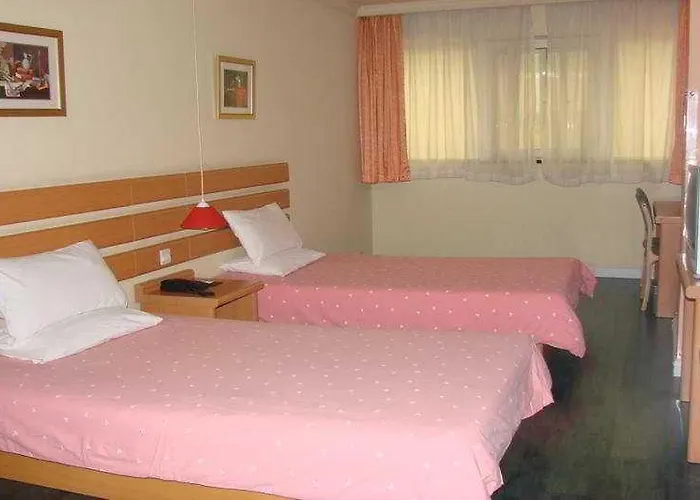 Home Inn Chengzhong Road